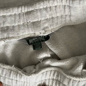 American eagle grey comfortable sweatpants (baggy)